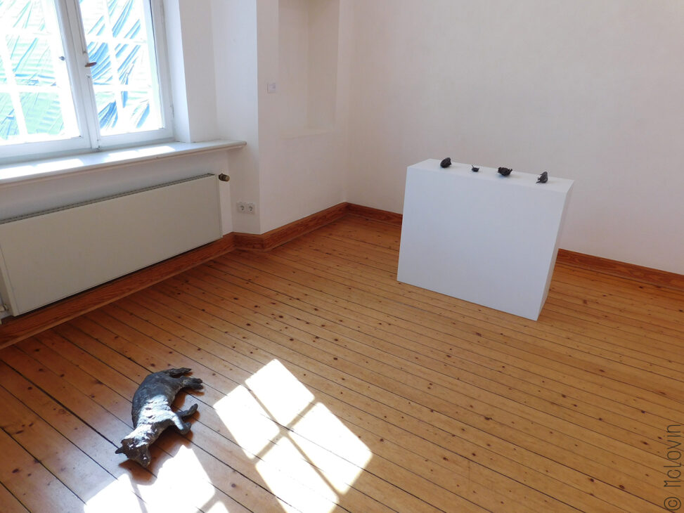 Les sculptures d'animaux recouverts de bronze "Deus Protector Noster" d'Anne Koskinen (2002)