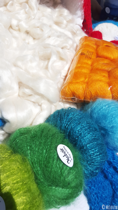 Les mohairs de Corlay au festival "Des Fibres au Fil" en Bretagne dans les Monts d'Arrée