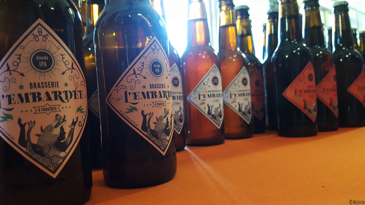 Bouteilles de bières de la brasserie l'Embardée de Fougères (35) à La P'tite Chope, fête des bières locales à Hédé-Bazouges en octobre 2016