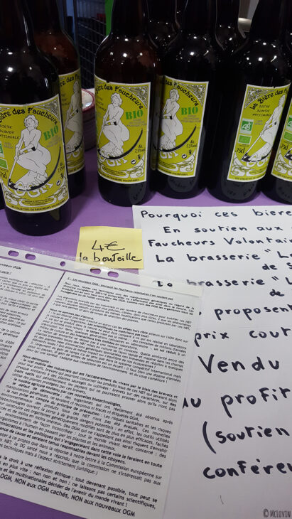 La bière des faucheurs volontaires d'OGM à La P'tite Chope, fête des bières locales à Hédé-Bazouges en octobre 2016