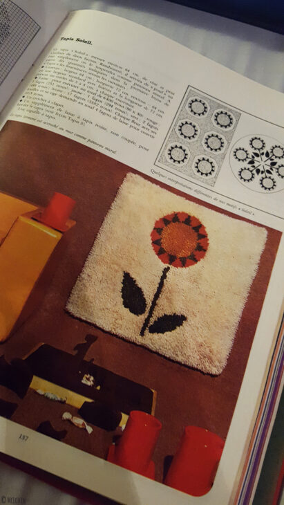 Le modèle du tapis tournesol à points noués que je me mets au défi de réaliser cette année !