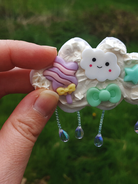 La broche nuage de chantilly kawaï