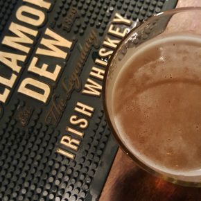 Pinte de Coreff sur le bar du Westport Inn, bar et pub irlandais à Rennes.
