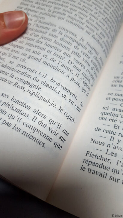 L'intérieur du livre "Un intérêt particulier pour les morts" d'Ann Granger collection Grands détectives chez 10/18.