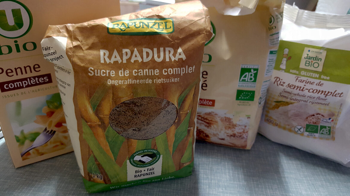 Les aliments complets et semi-complets pour rééquilibrer son alimentation : sucre, pâtes et farines de blé et de riz.